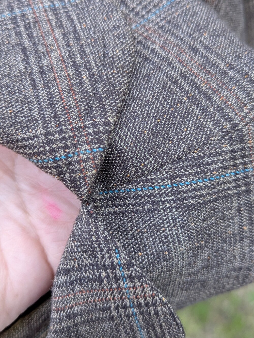 Plus Sized Plaid Blazer Jacket Dark Academia Preppy Corpcore Office Siren - Picture 16 of 16